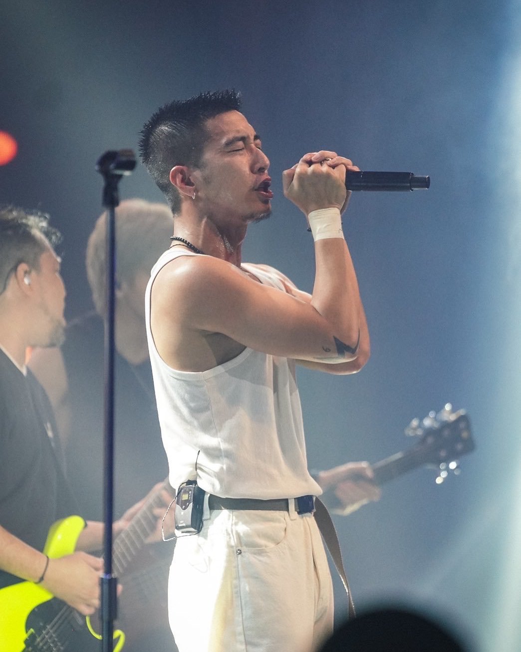 "โตโน่ ภาคิน" เคลื่อนไหวครั้งแรก หลัง "ณิชา" ประกาศหน้าสื่อ ชีวิตแฮปปี้กับการอยู่คนเดียว 14 "โตโน่" เคลื่อนไหวหลัง "ณิชา" ประกาศหน้าสื่อ